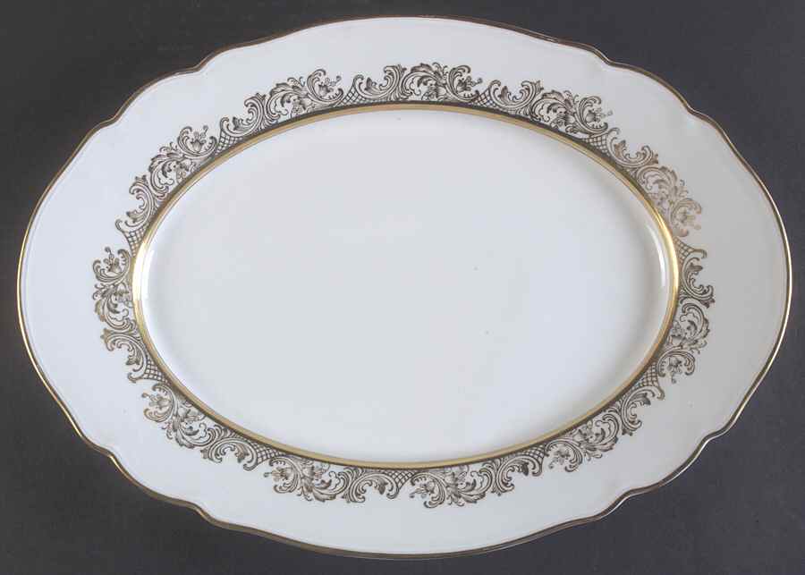 The Clifton (Gold Trim) 15" Oval Serving Platter by Hutschenreuther-1