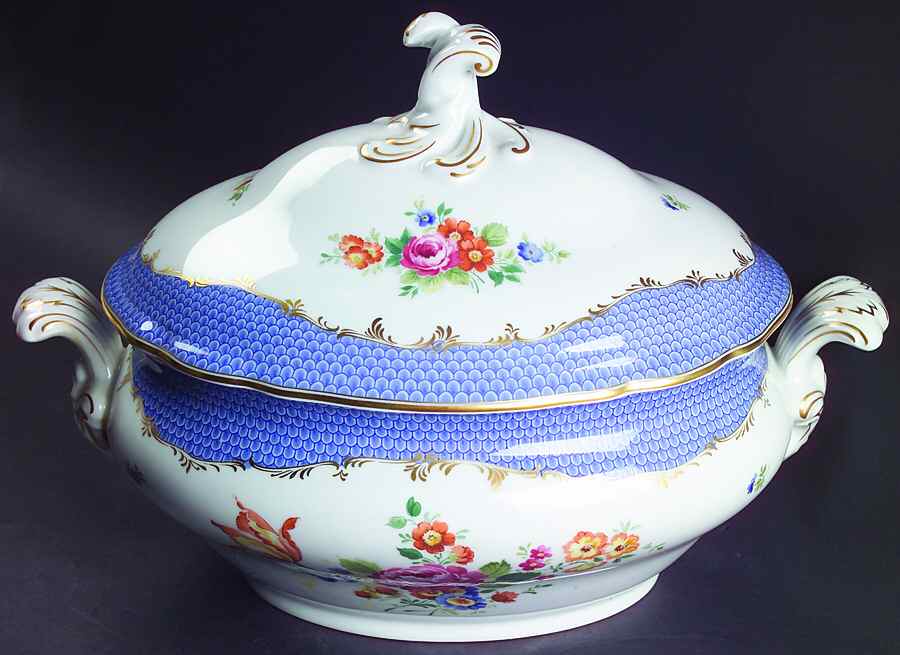 Coburg Oval Covered Vegetable by Hutschenreuther-1