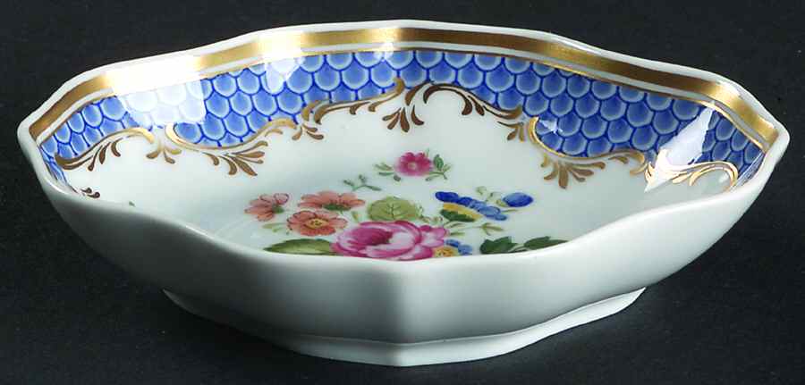 Coburg 4" Oval Tray by Hutschenreuther-1