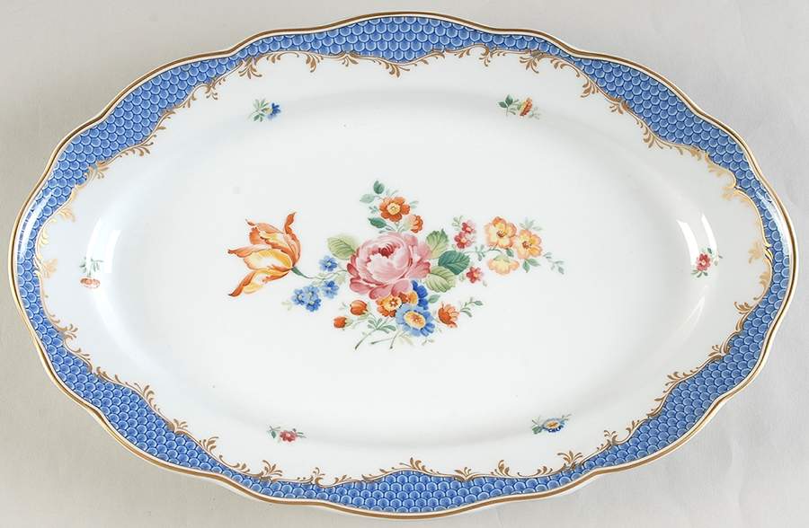 Coburg 13" Oval Serving Platter by Hutschenreuther-1