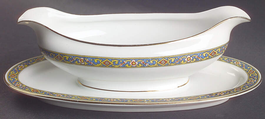 The Coburg Gravy Boat with Attached Underplate by Hutschenreuther-1