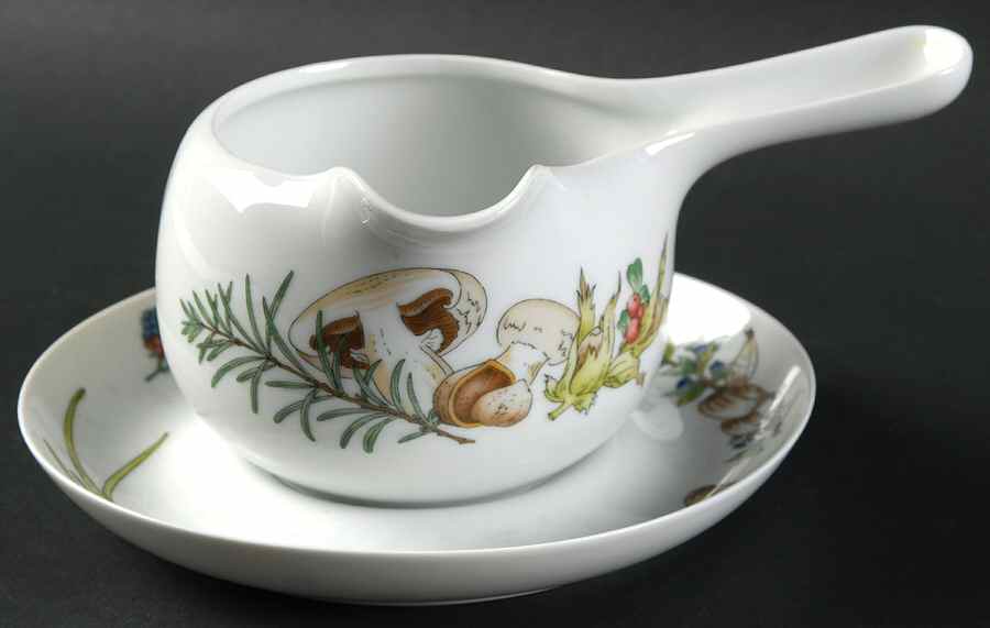 Country Gravy Boat & Underplate by Hutschenreuther-1