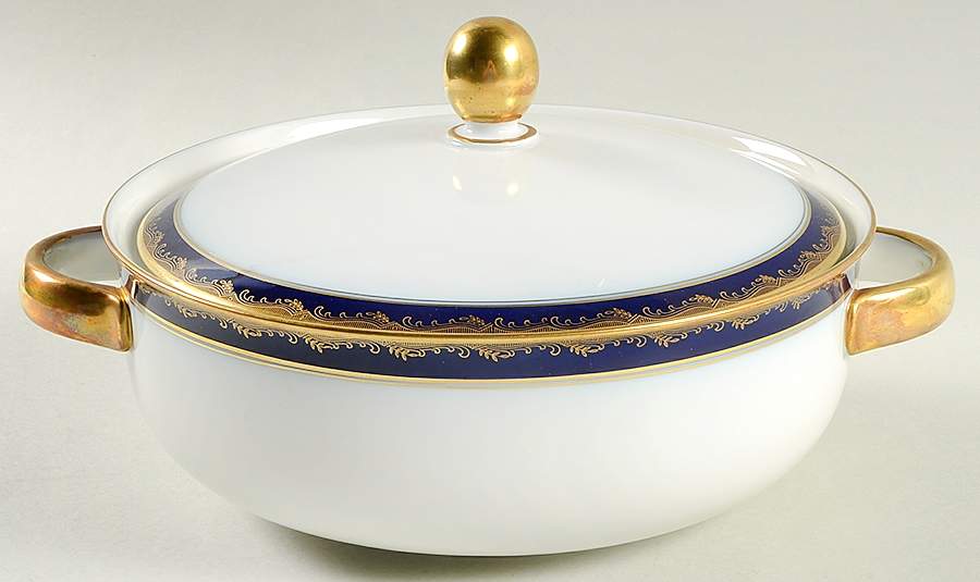 The Diplomat Round Covered Vegetable by Hutschenreuther-1