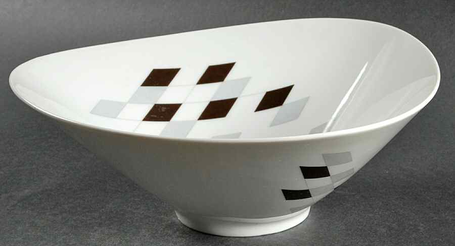 The Domino Triangular Vegetable Bowl by Hutschenreuther-1