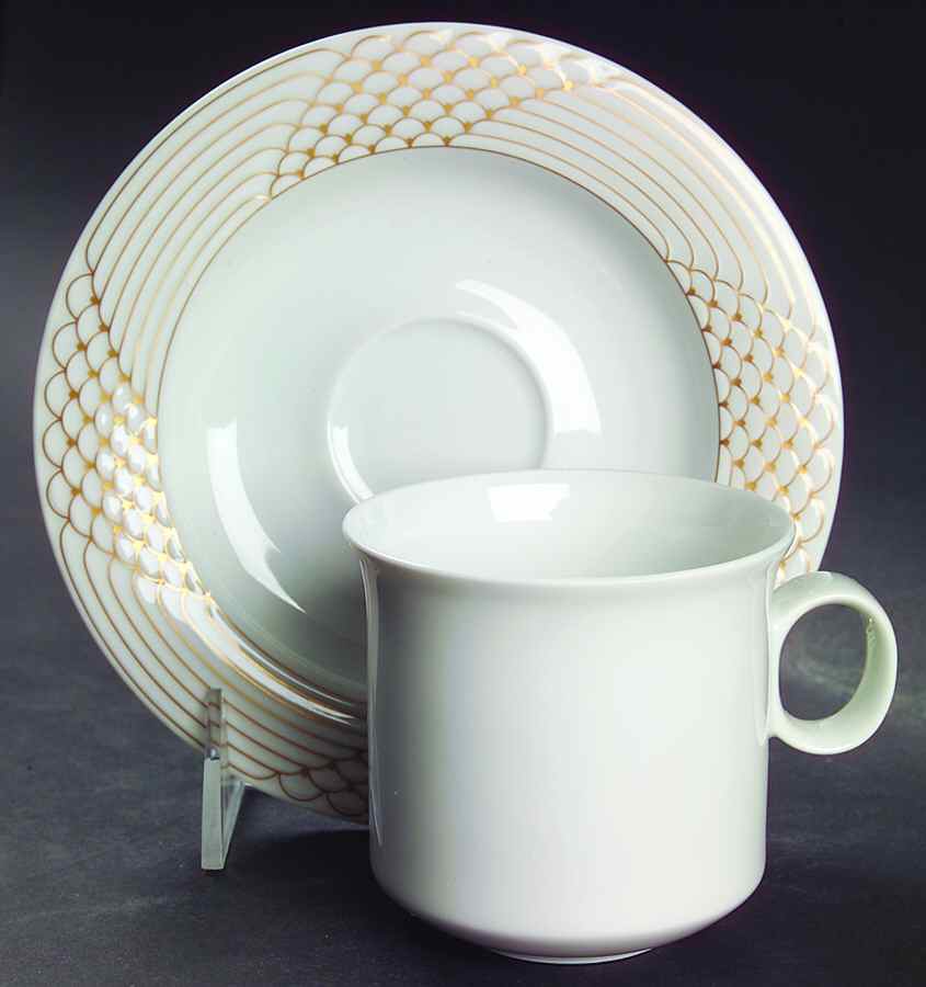 D'Oro Flat Cup & Saucer Set by Hutschenreuther-1