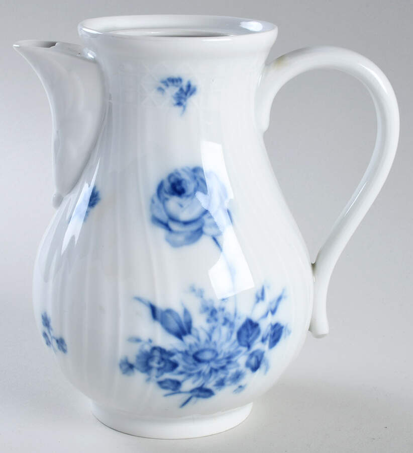 Dresden Blau Coffee Pot No Lid by Hutschenreuther-1
