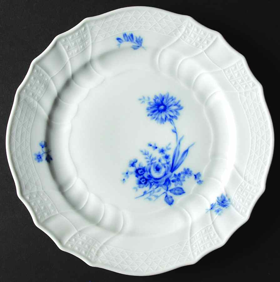 Dresden Blau Dinner Plate by Hutschenreuther-1