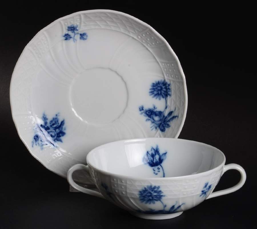 Dresden Blau Flat Cream Soup Bowl & Saucer Set by Hutschenreuther-1