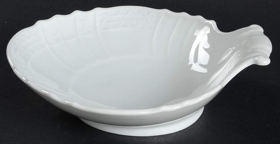 Dresden All White 6" Shell Shaped Dish by Hutschenreuther-1