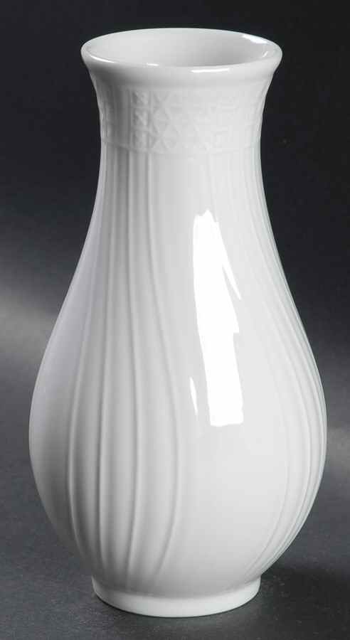 Dresden All White 7" Vase by Hutschenreuther-1