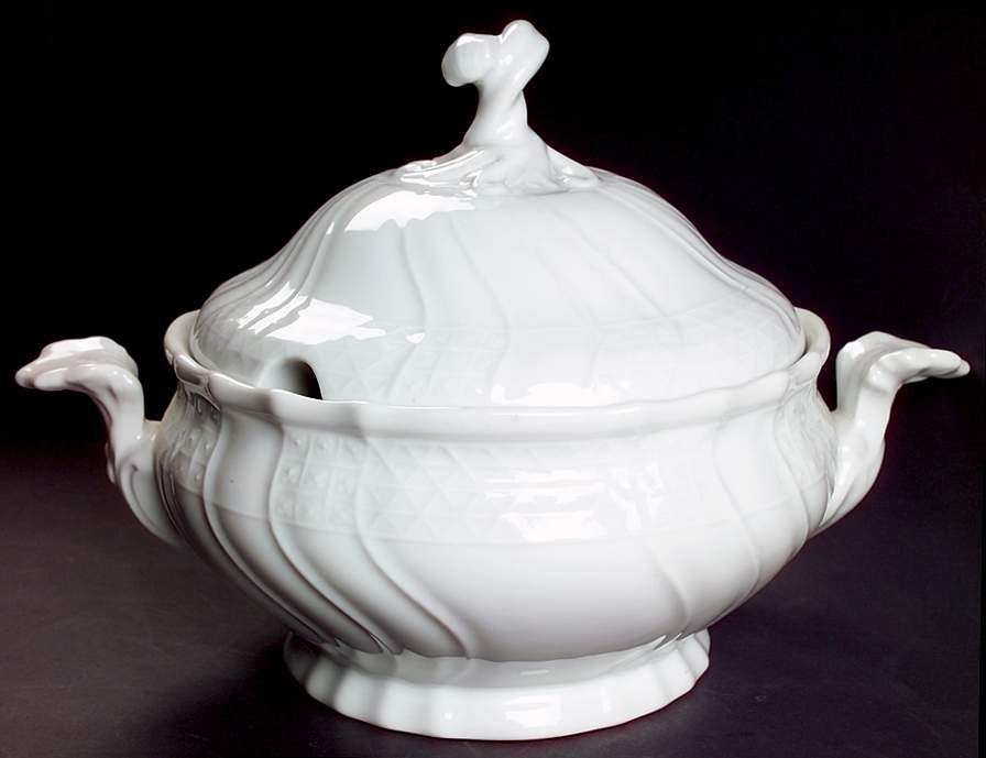 Dresden All White Tureen &  Lid by Hutschenreuther-1