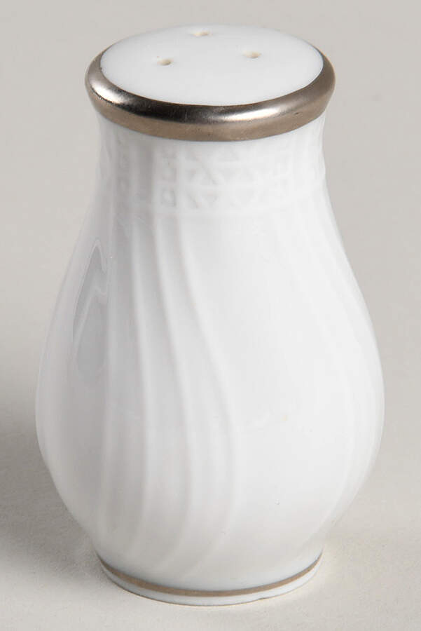 Dresden Platinum Salt Shaker by Hutschenreuther-1