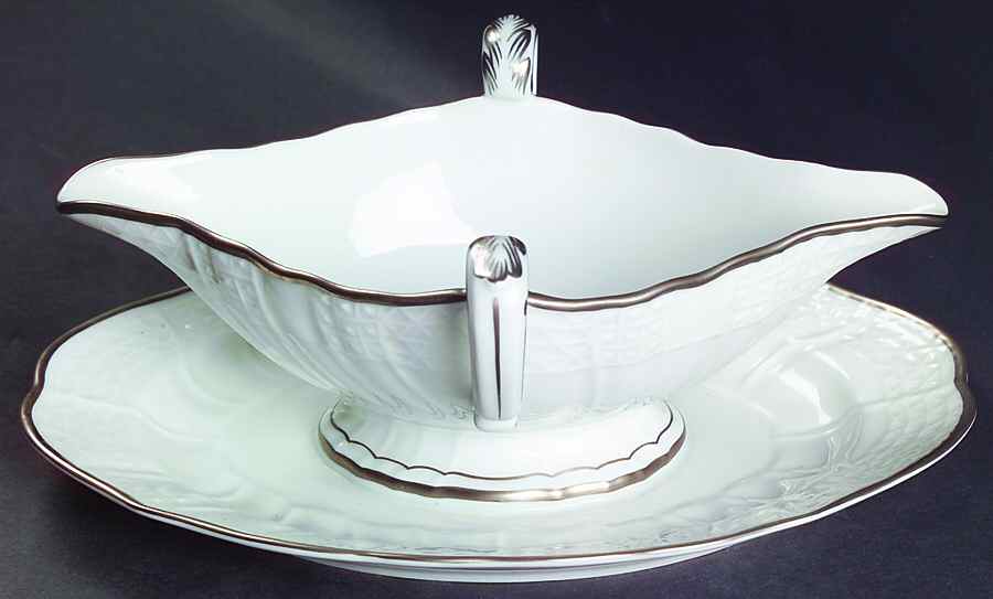Dresden Platinum Gravy Boat with Attached Underplate by Hutschenreuther-1