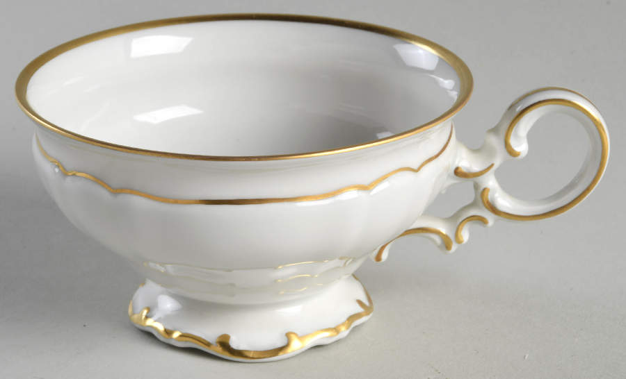 The Dundee Footed Cup by Hutschenreuther-1