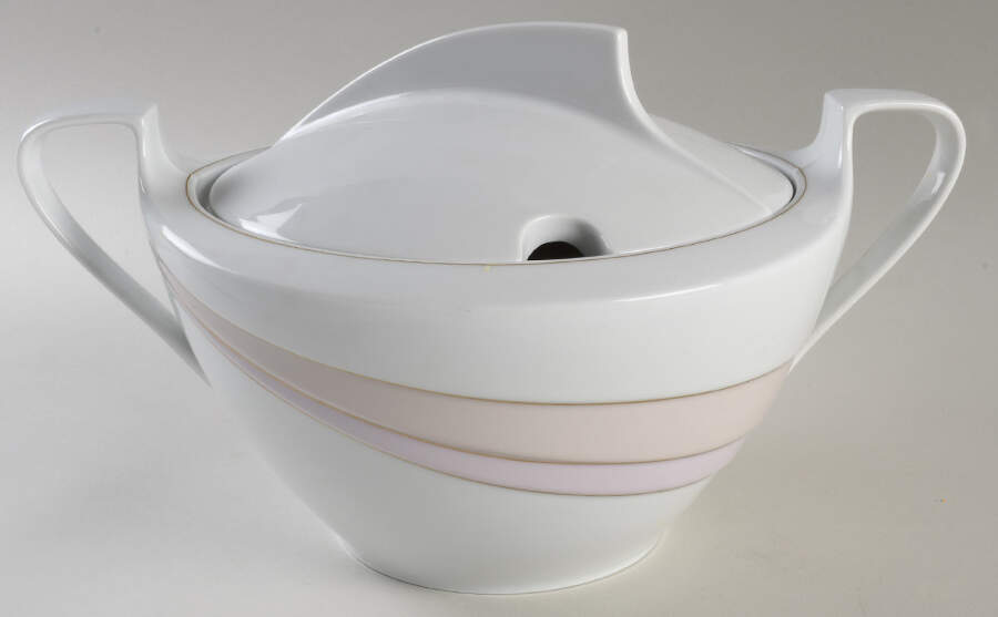 En Vogue Round Covered Vegetable by Hutschenreuther-1