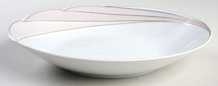 En Vogue 8" Round Vegetable Bowl by Hutschenreuther-1