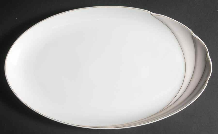 En Vogue 14" Oval Serving Platter by Hutschenreuther-1