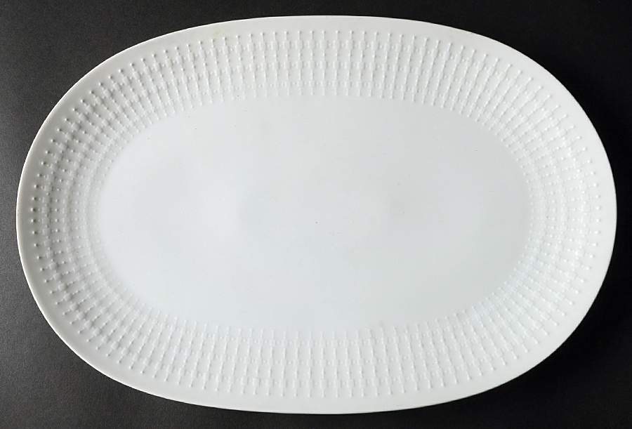 Etude 14" Oval Serving Platter by Hutschenreuther-1