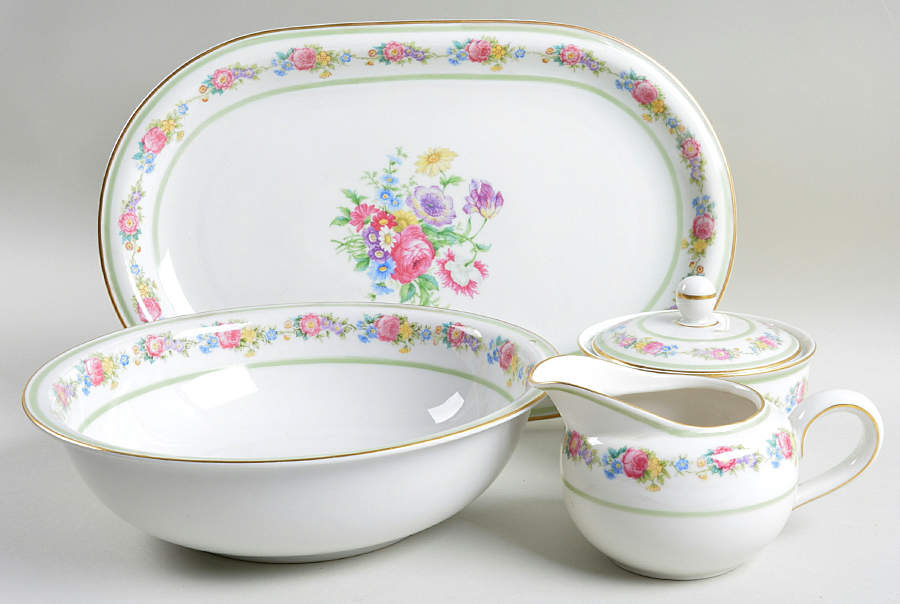 The Fairfax 5 Piece Hostess Set by Hutschenreuther-1