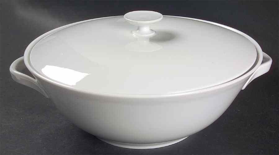 Favorit (Undecorated) Round Covered Vegetable by Hutschenreuther-1