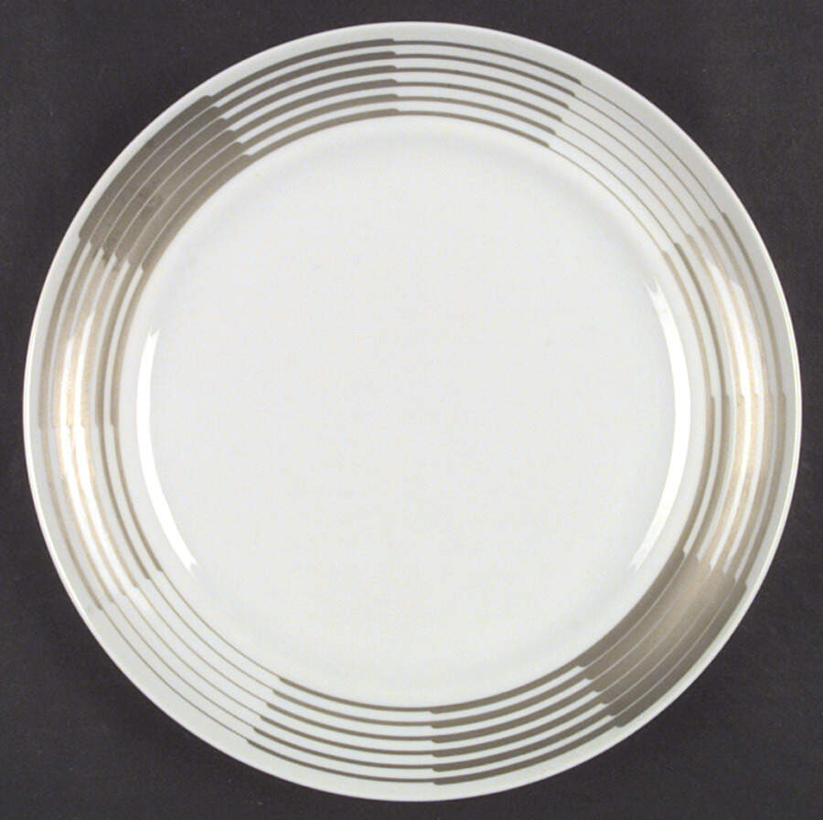 Ferrara (Tavola Shape) Dinner Plate by Hutschenreuther-1