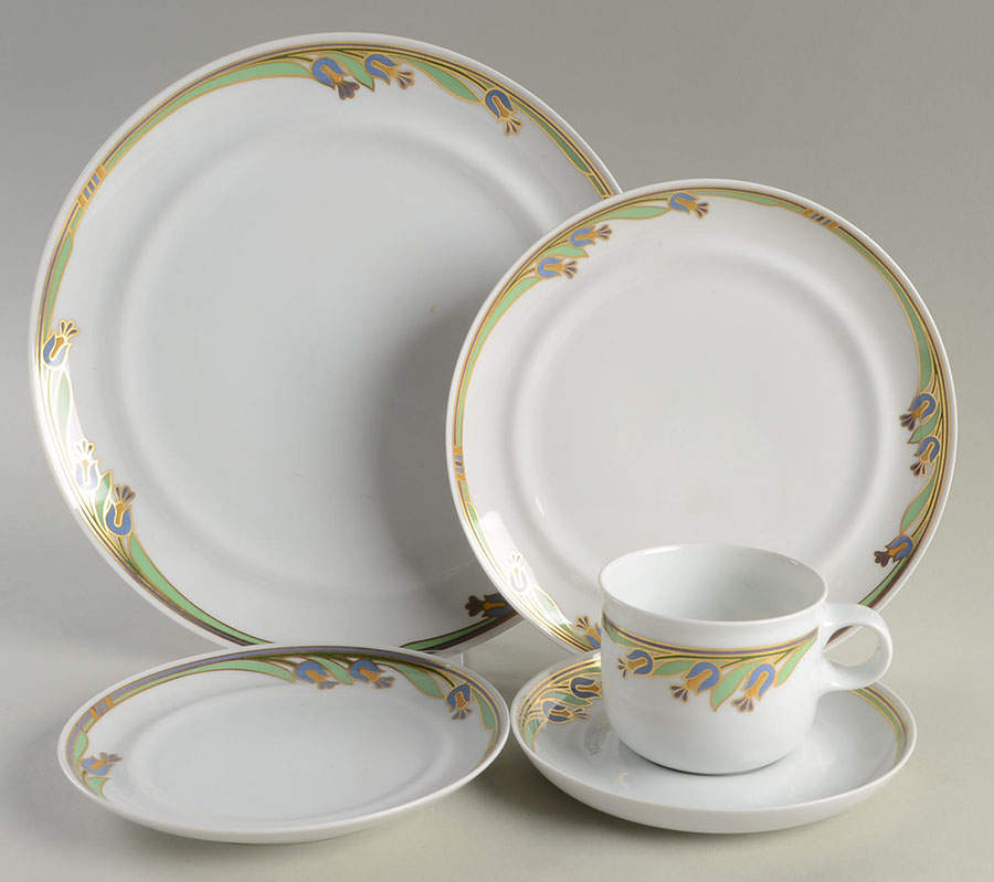 Firenze (Tavola, Older) 5 Piece Place Setting by Hutschenreuther-1