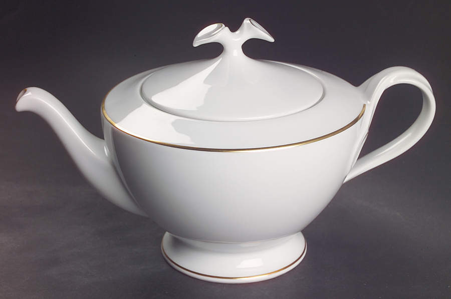 Fleuron Gold Teapot & Lid by Hutschenreuther-1
