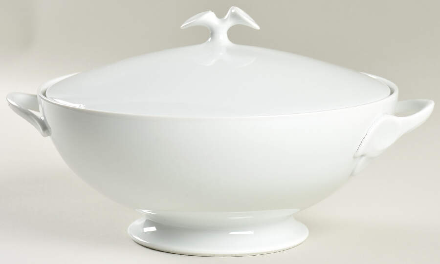 Fleuron White Round Covered Vegetable by Hutschenreuther-1