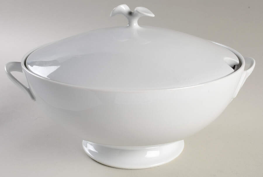 Fleuron White Tureen &  Lid by Hutschenreuther-1