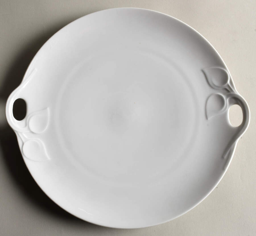Fleuron White Handled Cake Plate by Hutschenreuther-1
