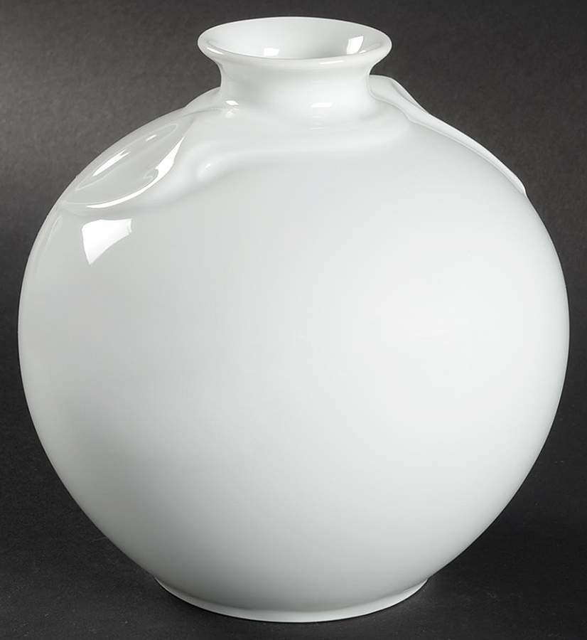 Fleuron White 5" Bud Vase by Hutschenreuther-1