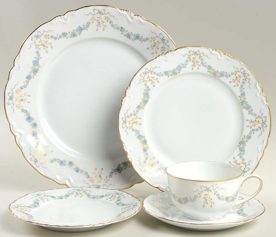 Fontainebleau 5 Piece Place Setting by Hutschenreuther-1