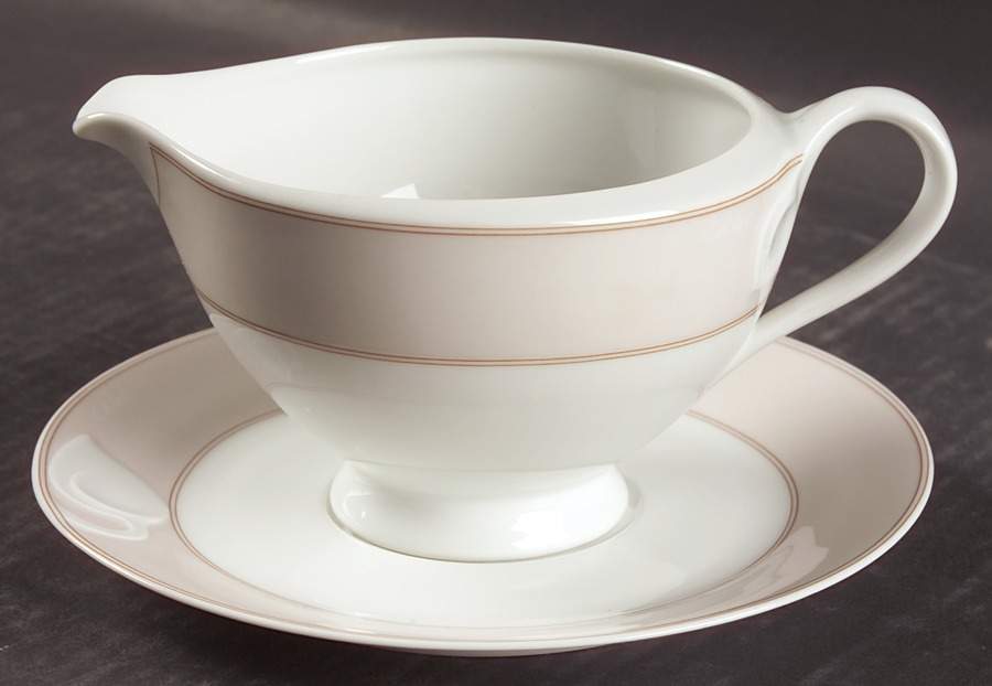 Fontaine Gravy Boat & Underplate by Hutschenreuther-1
