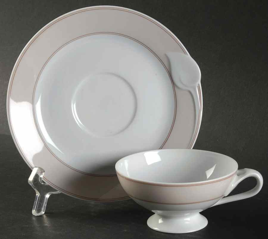 Fontaine Footed Cup & Saucer Set by Hutschenreuther-1