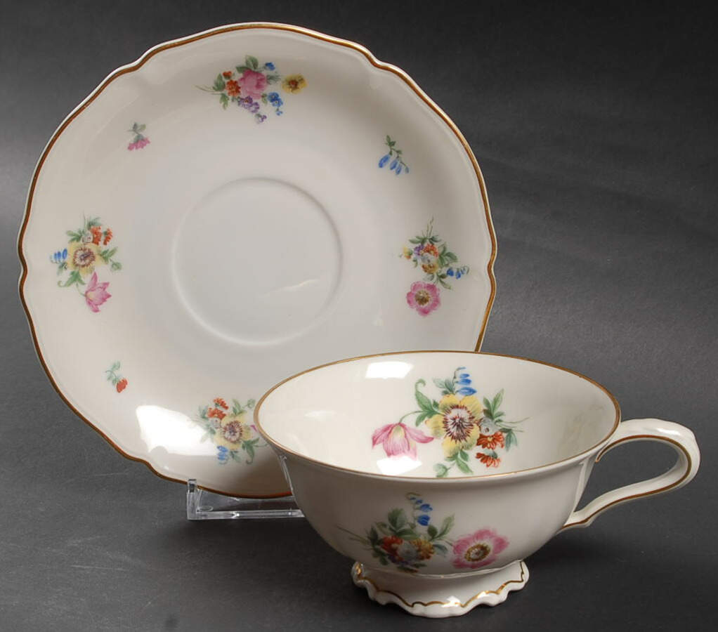 The Franklin Footed Cup & Saucer Set by Hutschenreuther-1