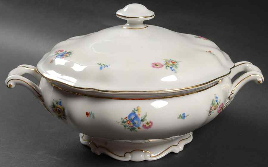 The Franklin Round Covered Vegetable by Hutschenreuther-1