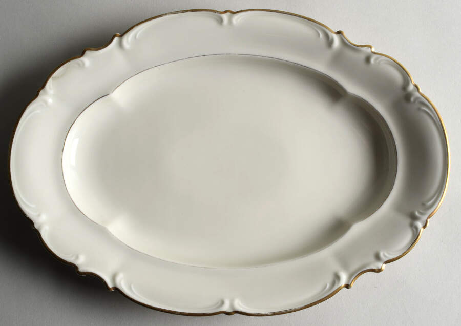 Hamilton 13" Oval Serving Platter by Hutschenreuther-1