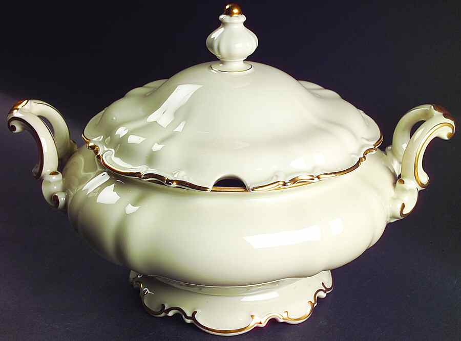 Hamilton Tureen &  Lid by Hutschenreuther-1