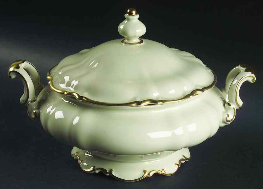 Hamilton Round Covered Vegetable by Hutschenreuther-1