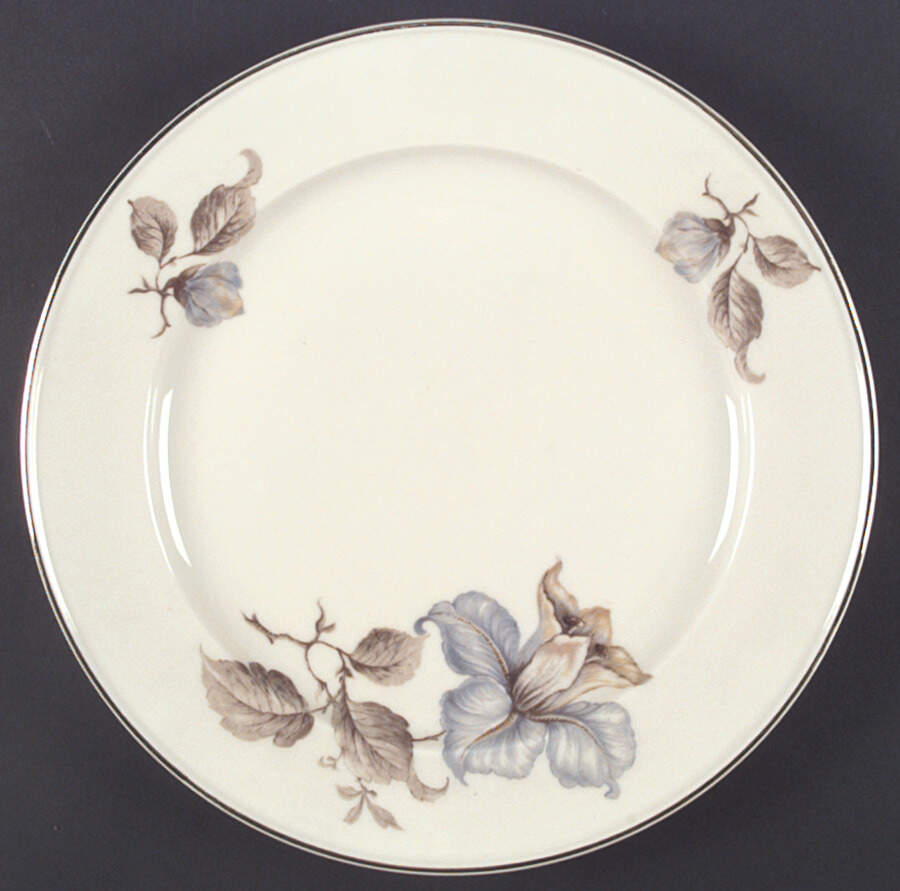 Henley Cream Dinner Plate by Hutschenreuther-1