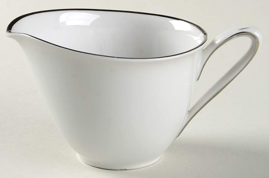 Heirloom Platinum Creamer by Hutschenreuther-1