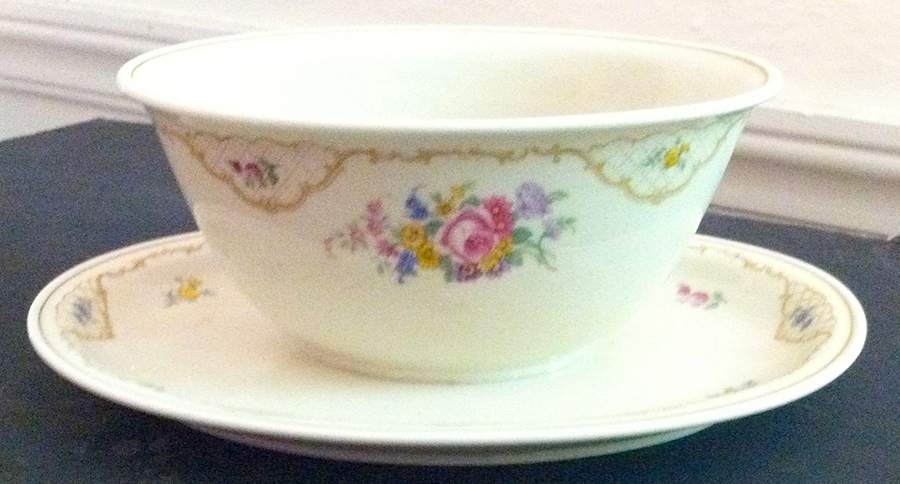 HUT11 Flat Cup & Saucer Set by Hutschenreuther-1