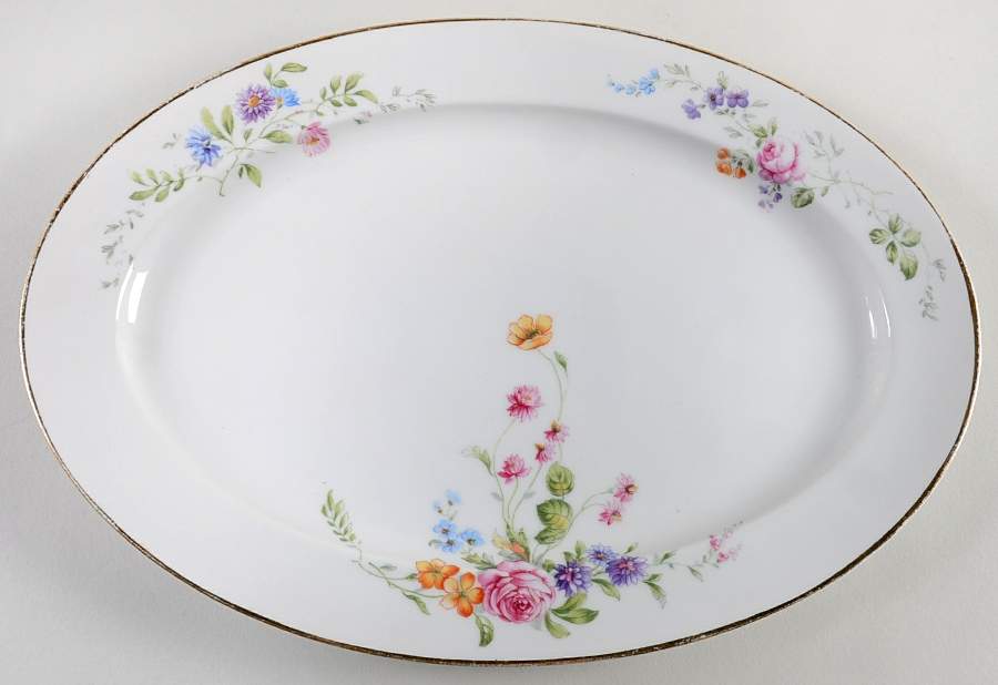 HUT12 (WHITE) 13" Oval Serving Platter by Hutschenreuther-1