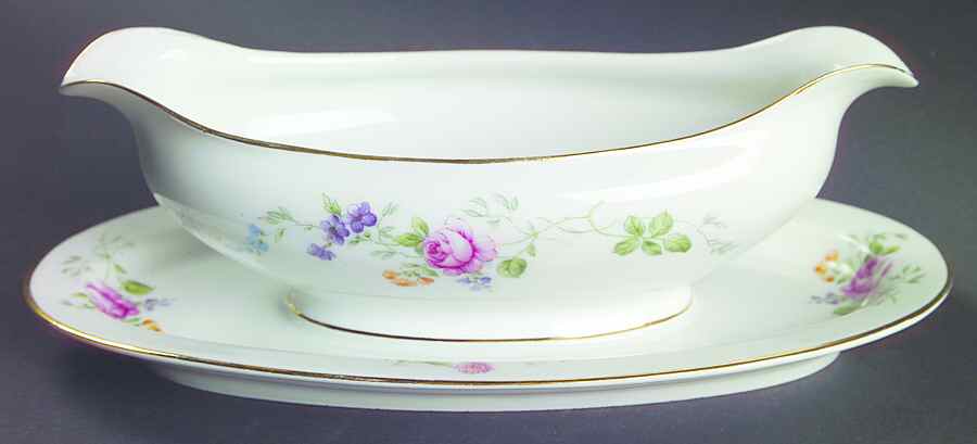 HUT12 (WHITE) Gravy Boat with Attached Underplate by Hutschenreuther-1
