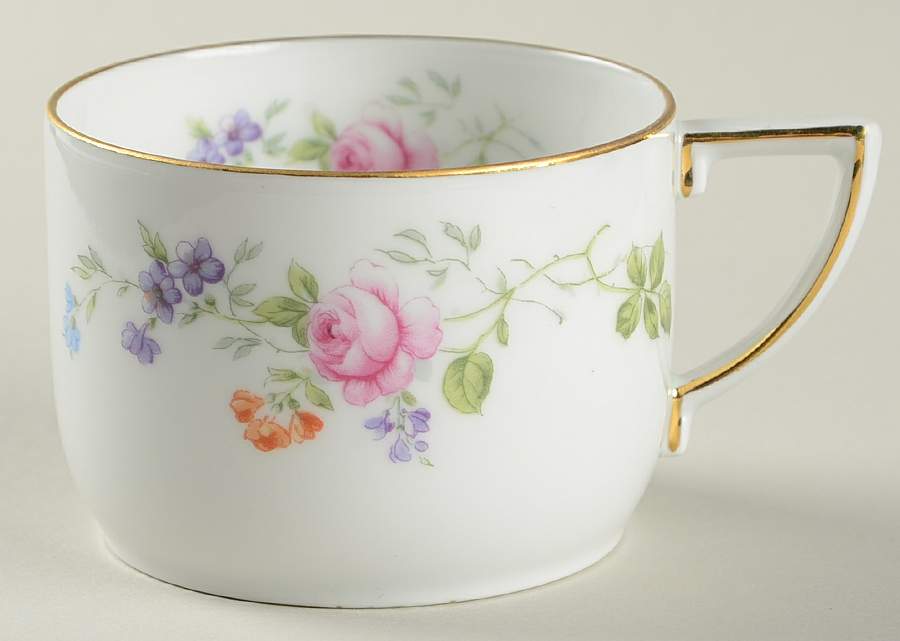 HUT12 (WHITE) Flat Cup by Hutschenreuther-1