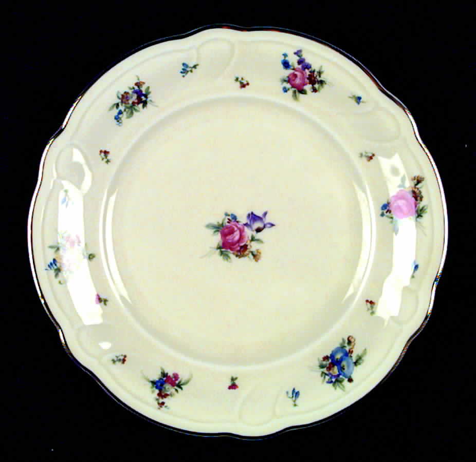 HUT13 Salad Plate by Hutschenreuther-1