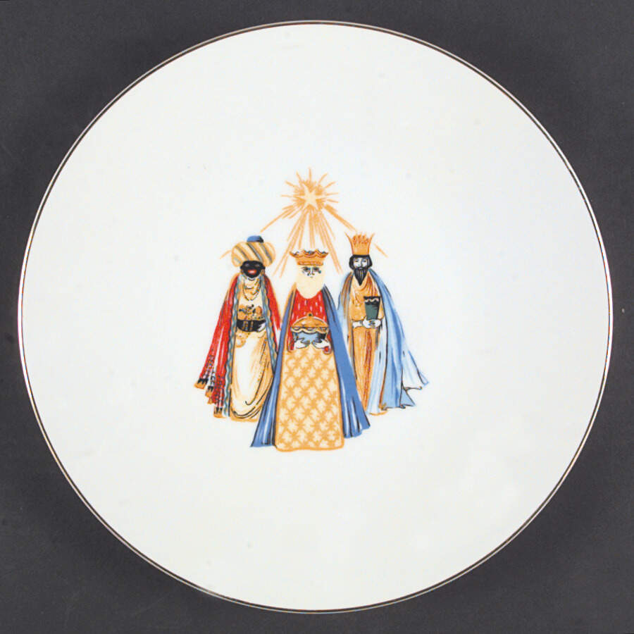 HUT133 Dinner Plate by Hutschenreuther-1