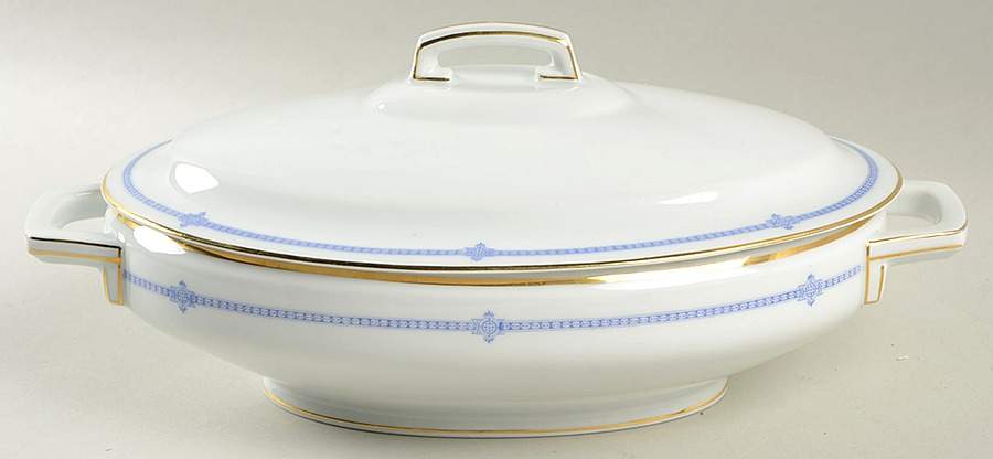 2101 10" Oval Vegetable Bowl by Hutschenreuther-1