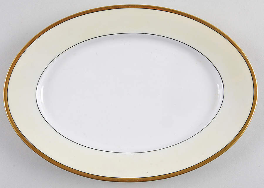 HUT170 11" Oval Serving Platter by Hutschenreuther-1