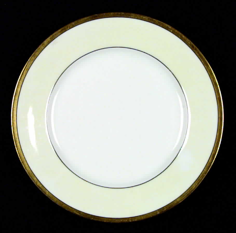 HUT170 Dinner Plate by Hutschenreuther-1